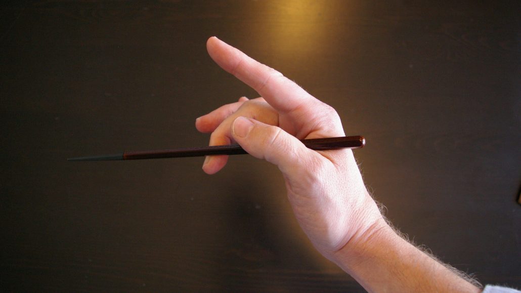 Base Chopstick Held Using Middle Finger
