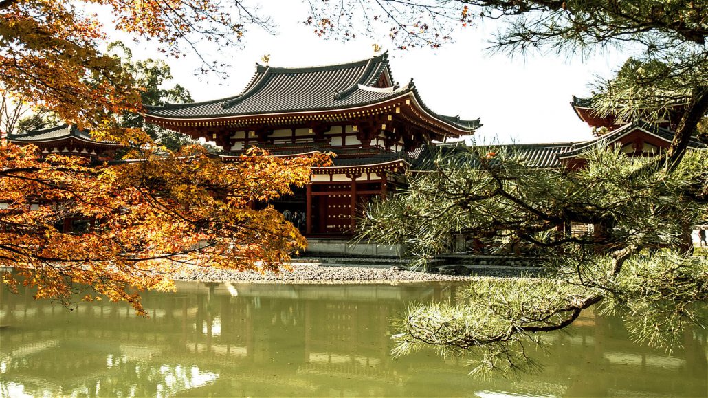 Fall in Kyoto - Byodoin Temple in Uji, Kyoto