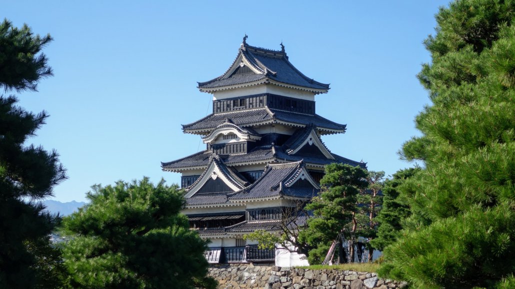 Matsumoto Castle from Park
