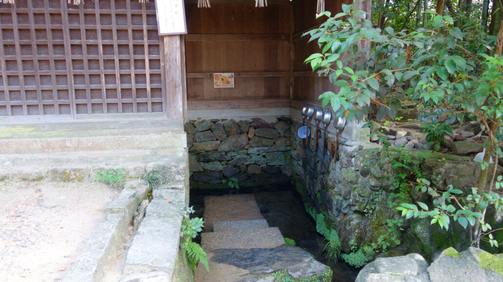 Ujigami-jinja Shrine Freshwater Spring