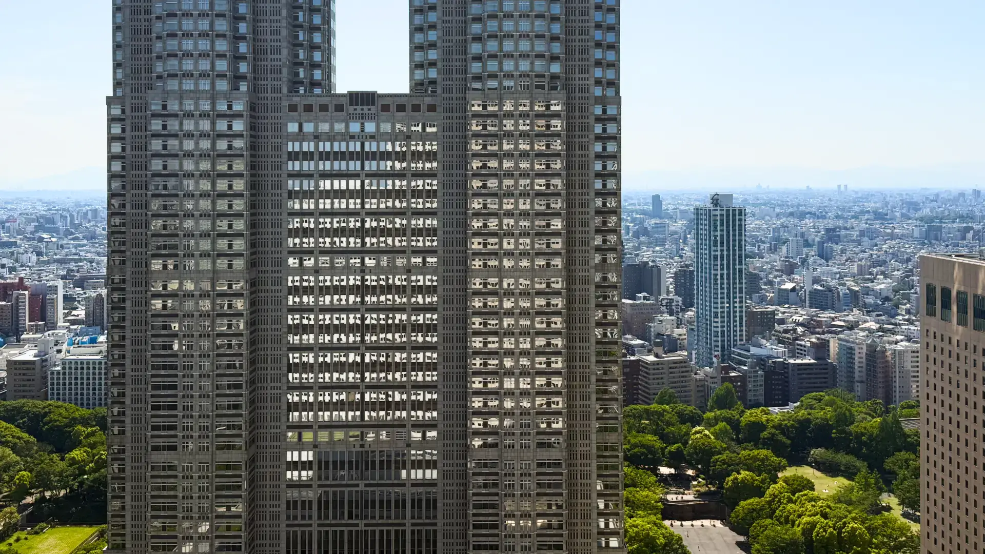 Hibiya Blossom Surrounding Area